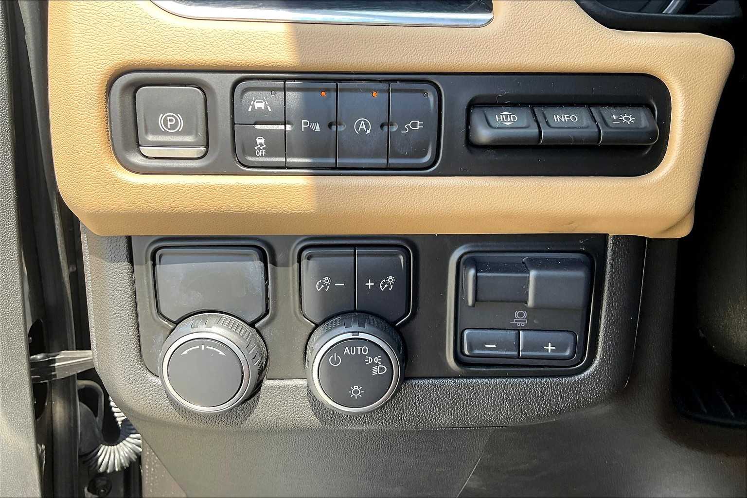 2021 Chevrolet Tahoe Premier photo 33