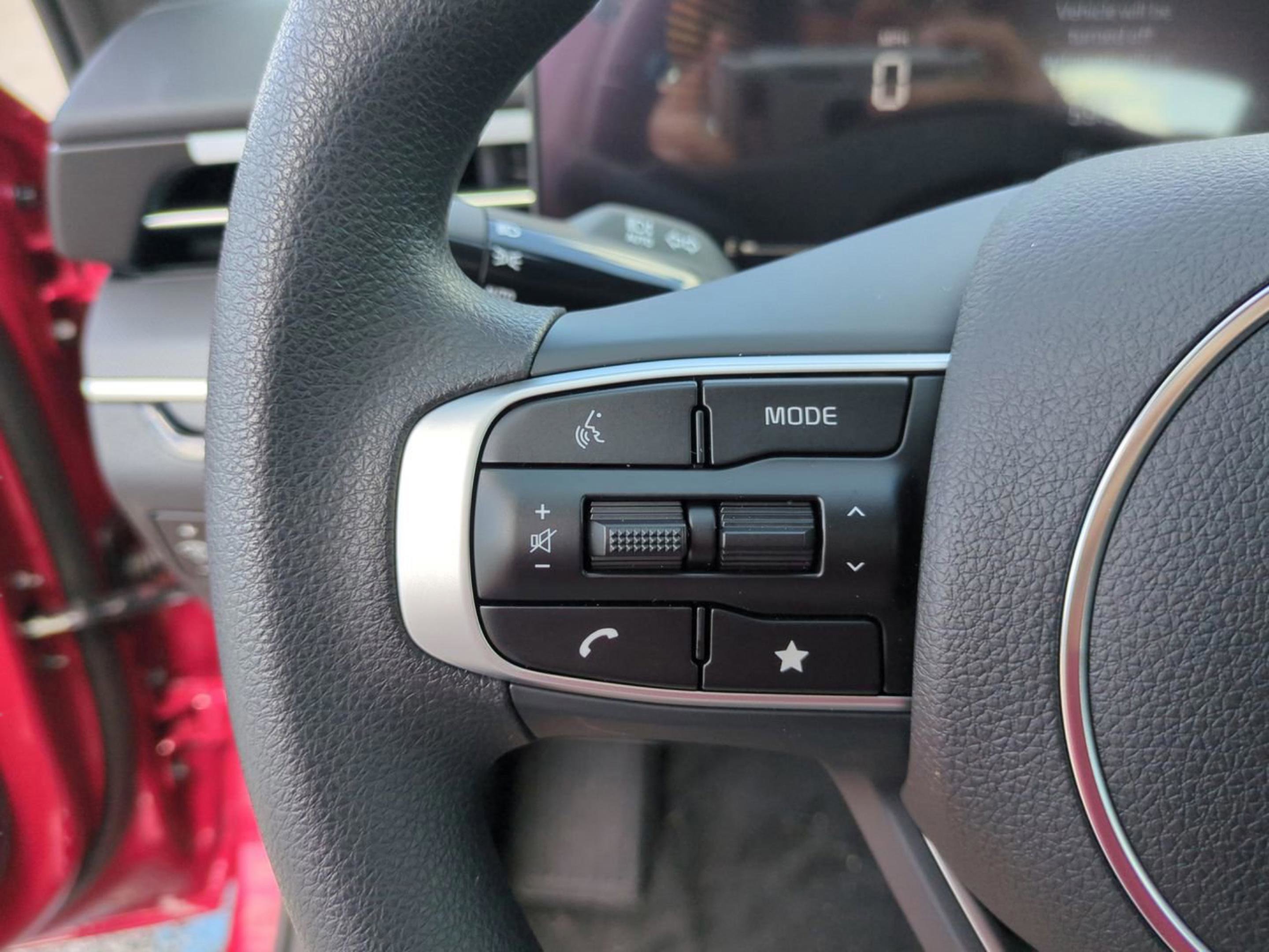 2025 Kia K5 LXS photo 11