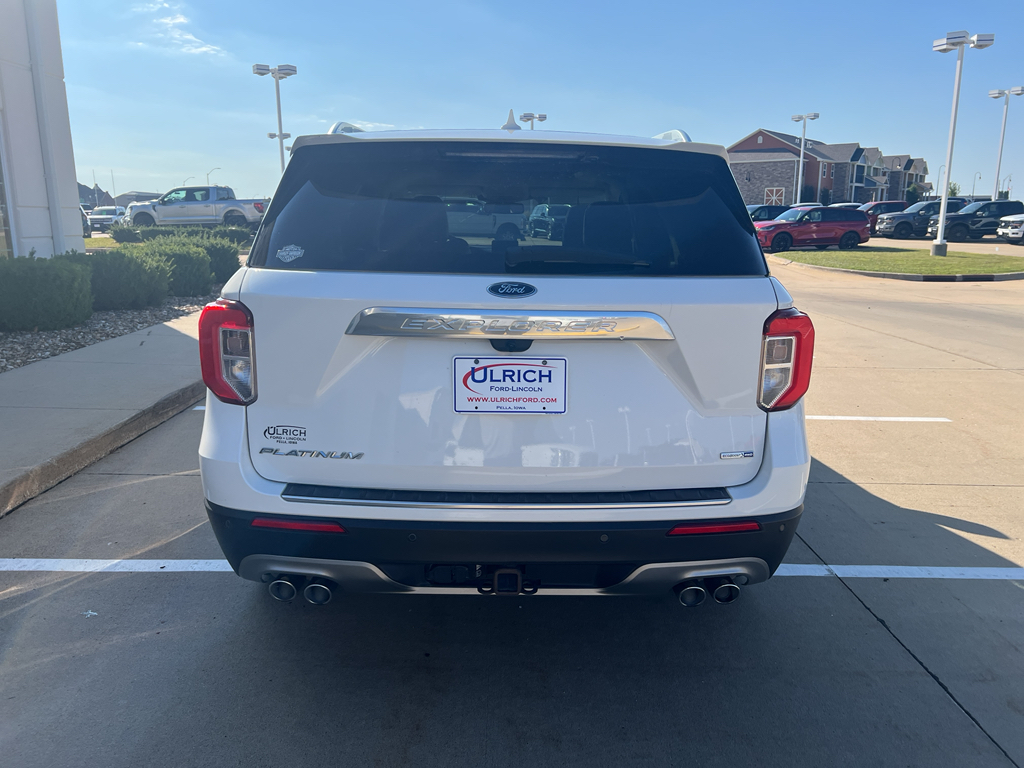 2020 Ford Explorer Platinum photo 3
