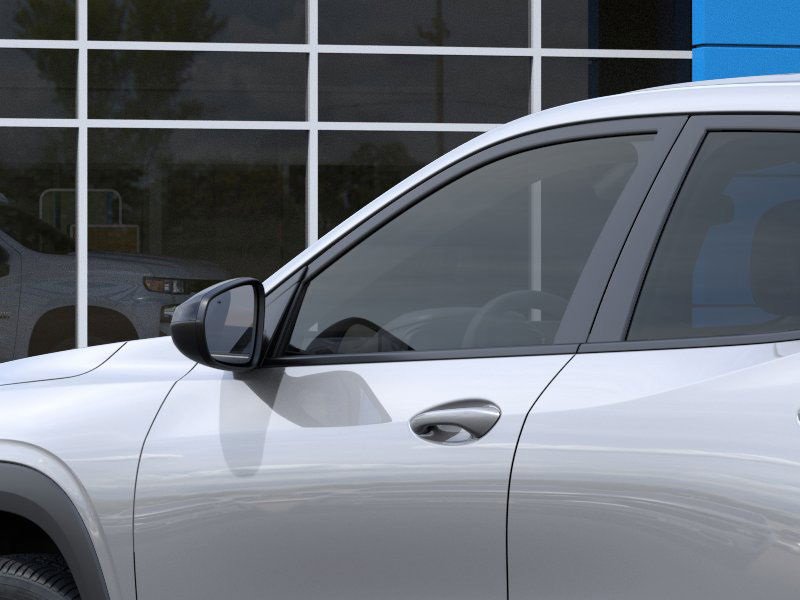 2025 Chevrolet Trax photo 7