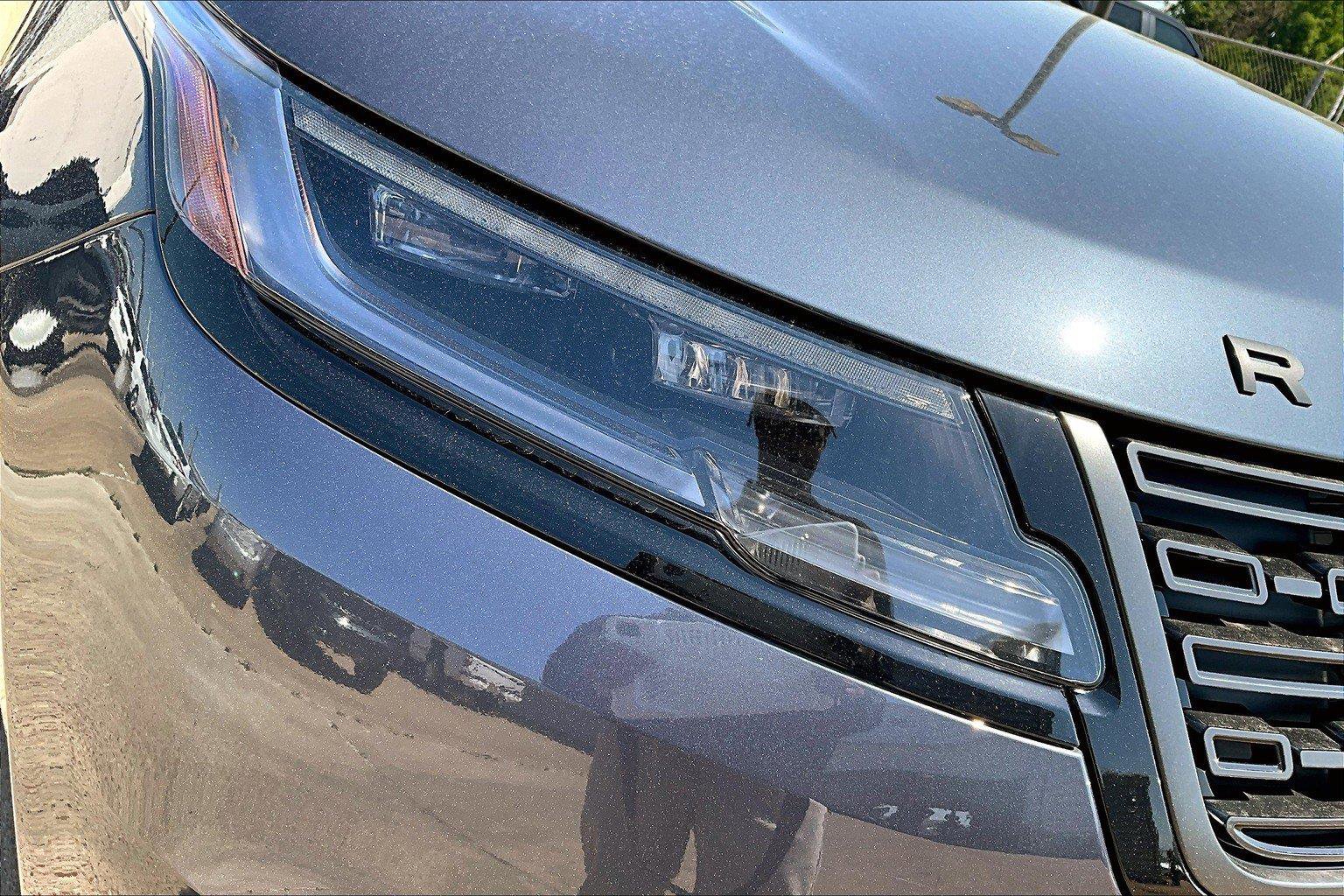 2026 Land Rover Range Rover Velar SE photo 12