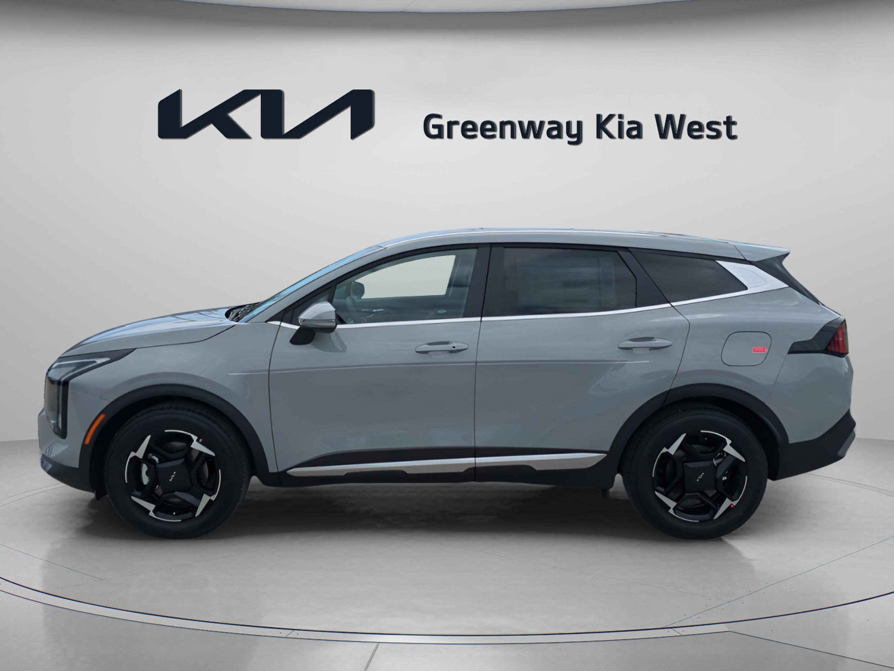2026 Kia Sportage EX photo 3