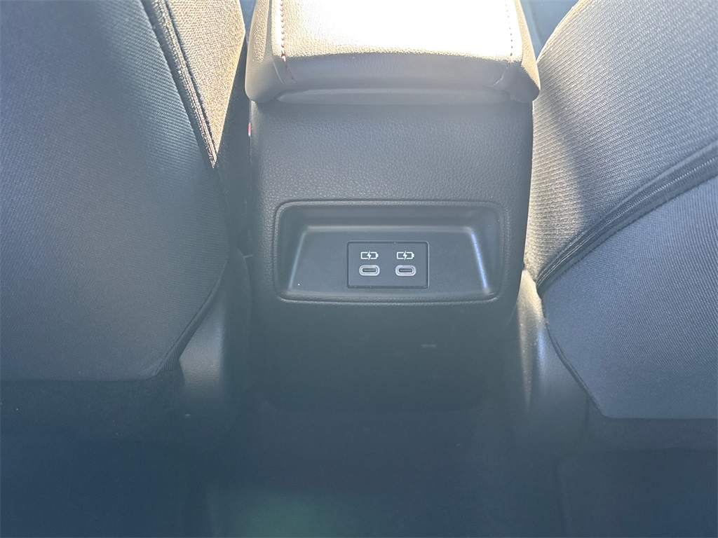 2023 Toyota Corolla SE photo 23