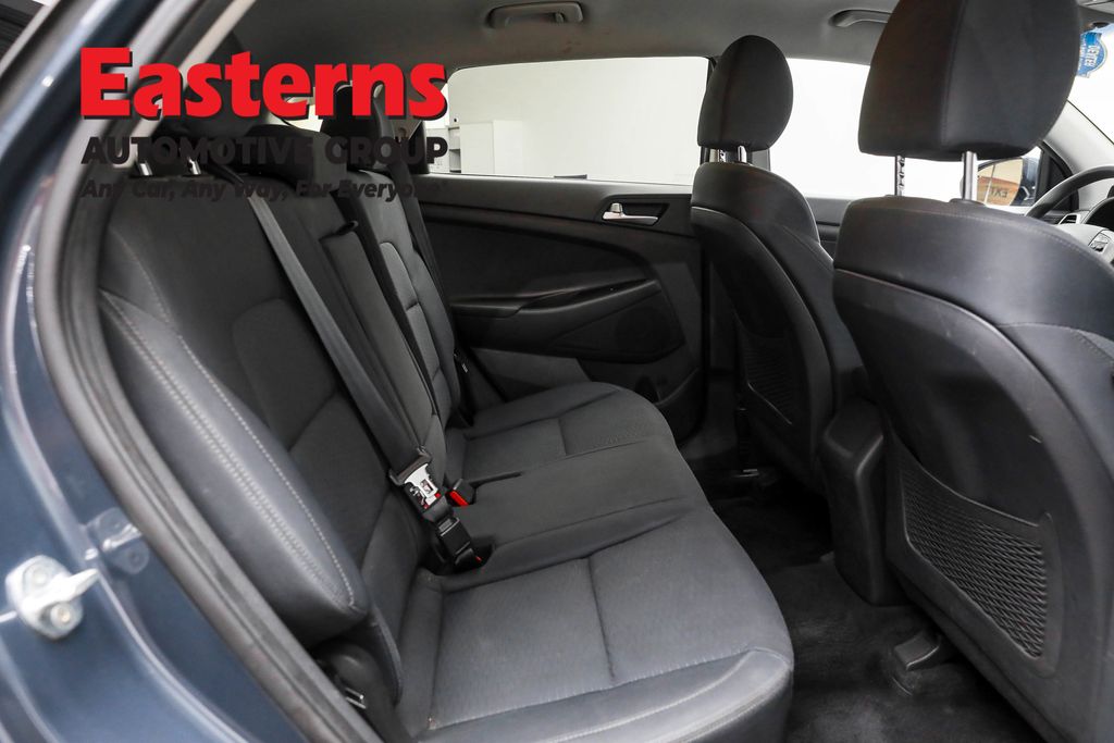 2021 Hyundai Tucson SE photo 17