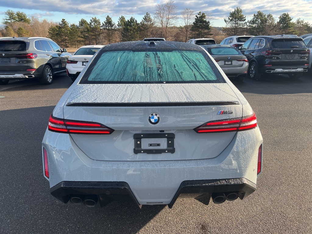 2026 Bmw M5 5 photo 4