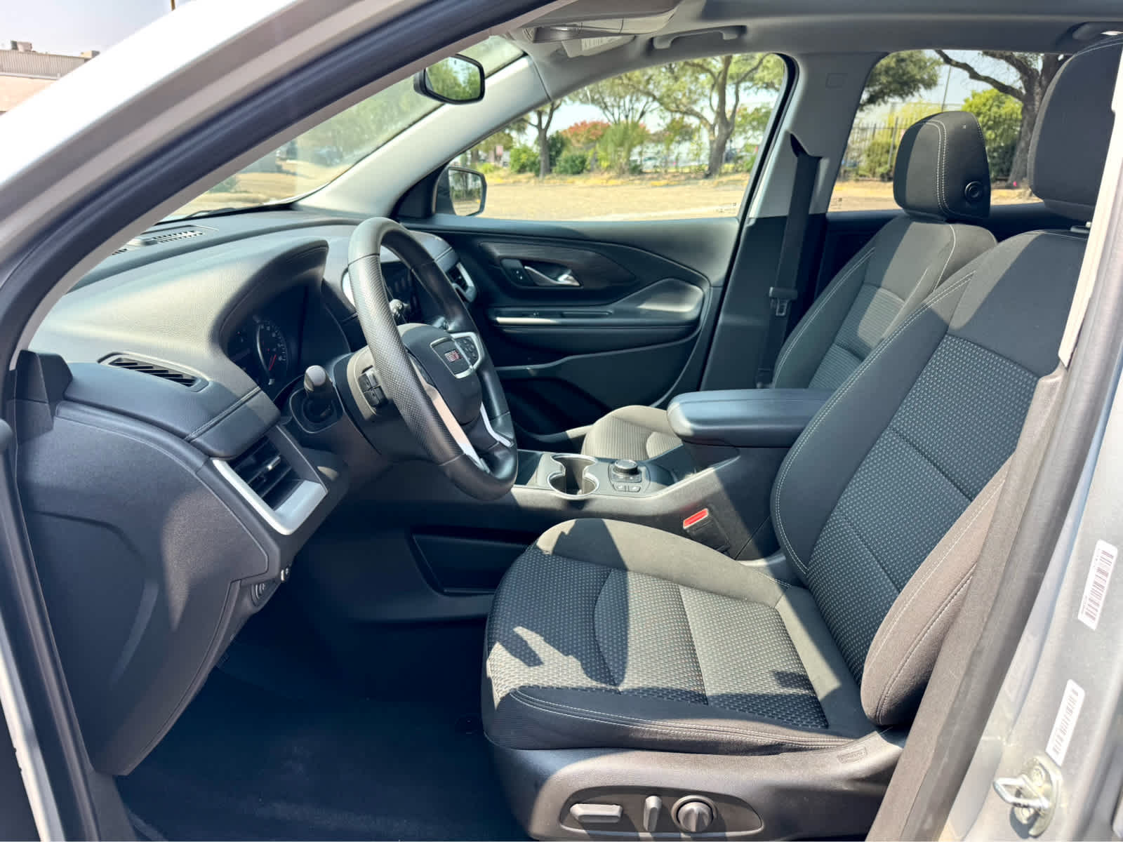 2022 Gmc Terrain SLE photo 12