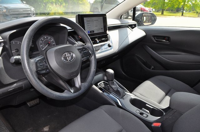 2023 Toyota Corolla LE photo 9