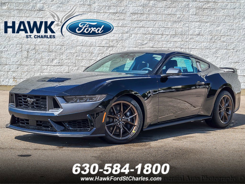 2025 Ford Mustang Dark Horse's photo