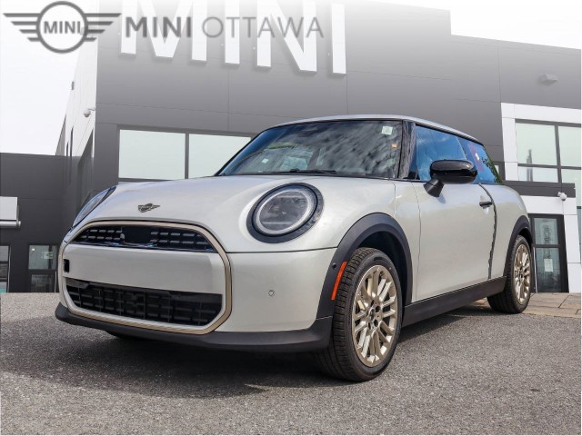 2025 MINI 3 Door DEALER DEMO, Used with a Great Price & New Car Warranty