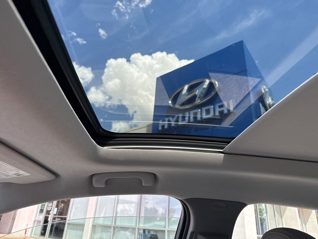 2022 Chevrolet Bolt EUV Premier photo 25
