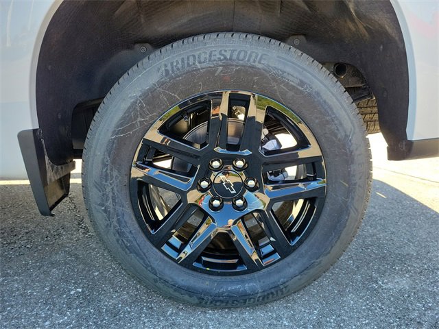 2026 Chevrolet Silverado 1500 Custom photo 4