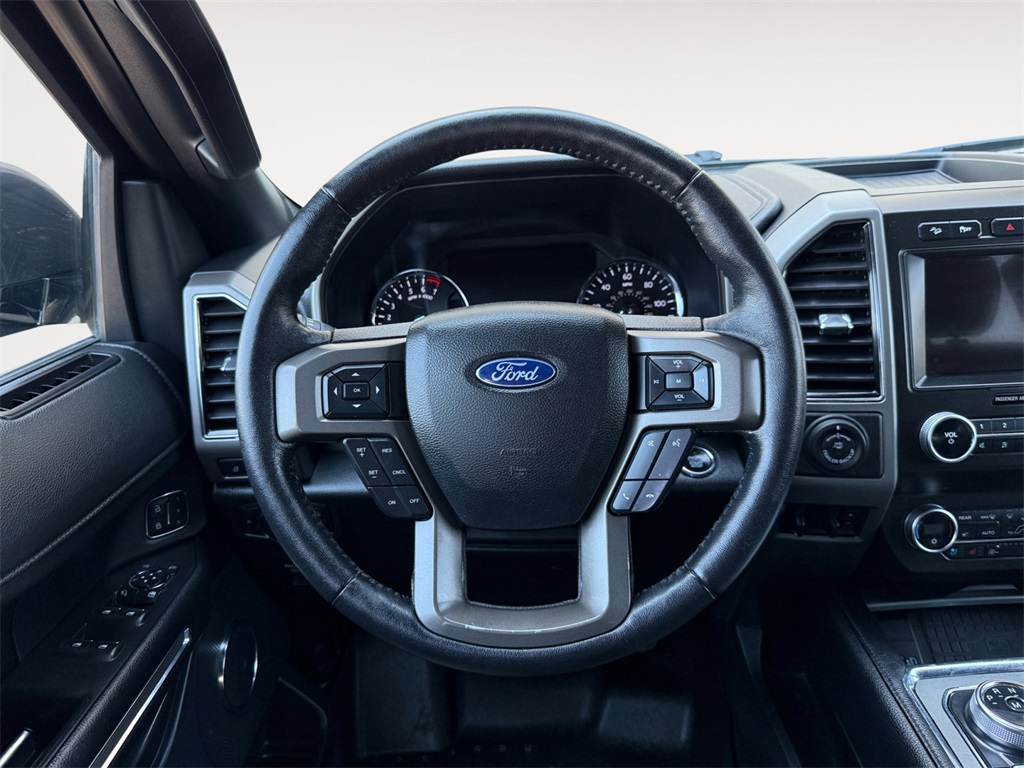 2020 Ford Expedition XLT photo 12