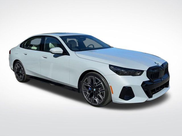 2025 Bmw 530i photo 2