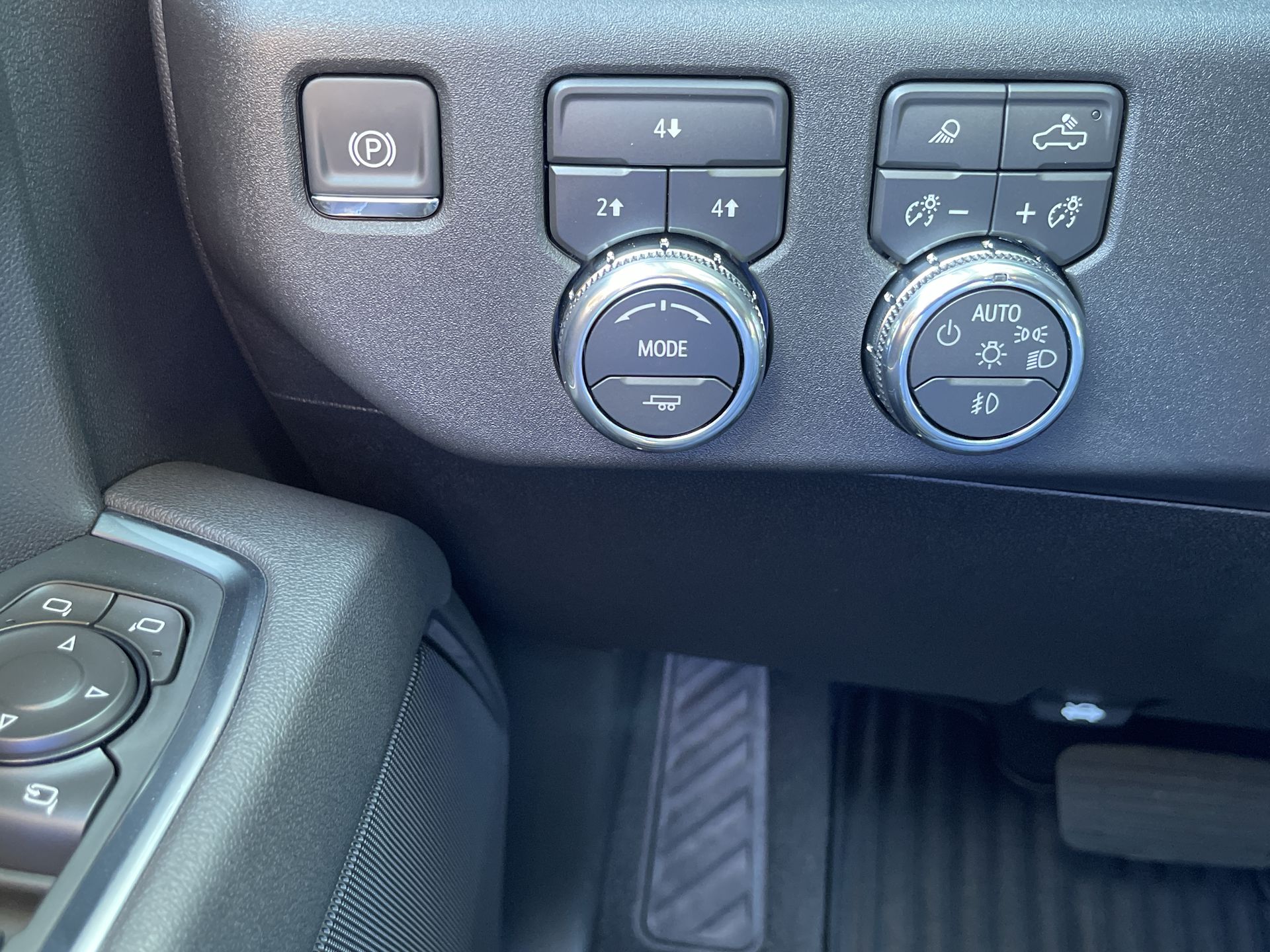 2026 Gmc Sierra 2500 HD SLE photo 18