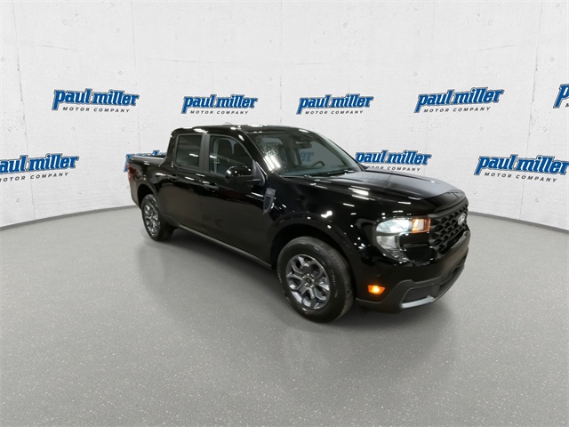 2025 Ford Maverick XLT photo 2