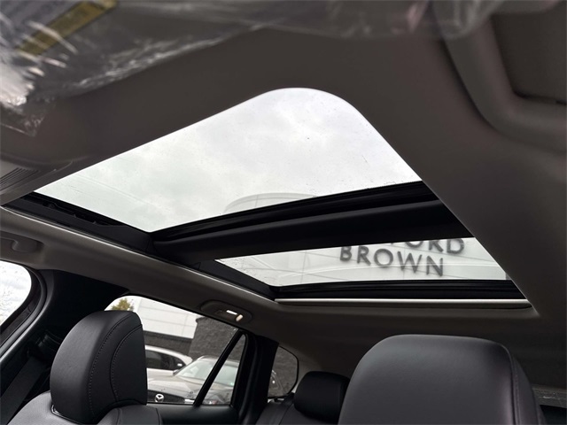 2025 Mazda CX-50 Premium photo 4