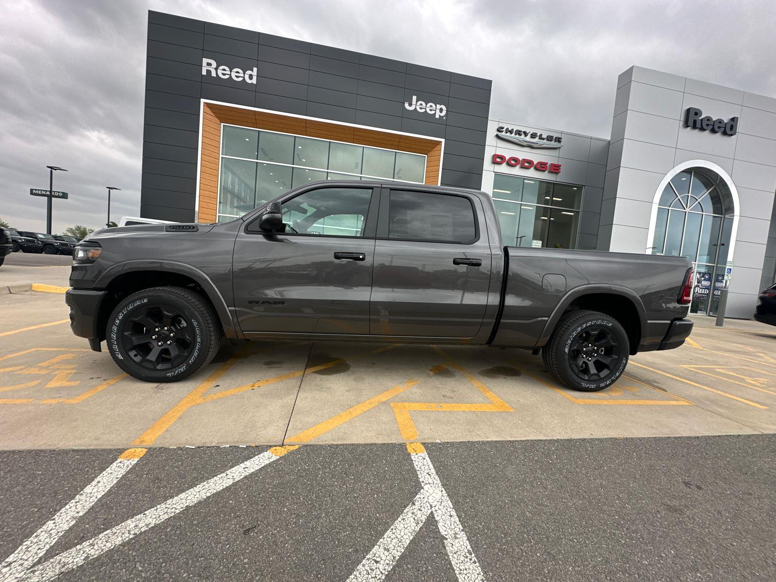 2025 Ram 1500 Big Horn photo 3