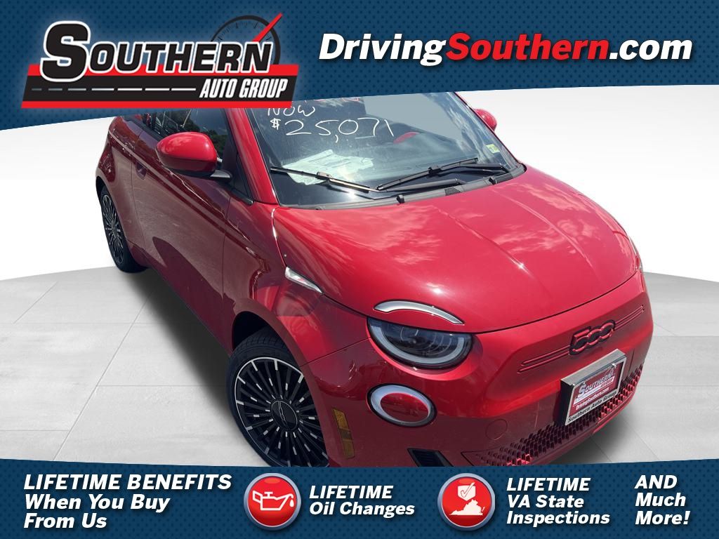 2024 Fiat 500e Red photo 2