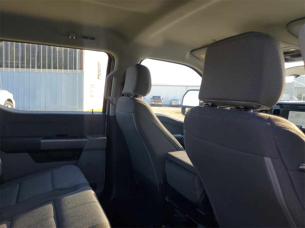 2025 Ford F-250 XL photo 24