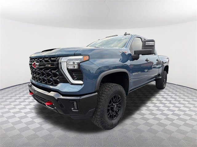2024 Chevrolet Silverado 2500HD ZR2's photo