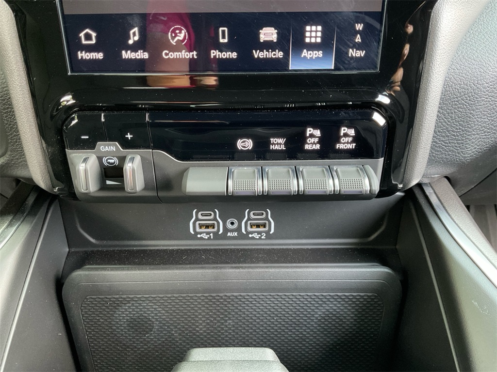 2026 Ram 2500 Big Horn photo 25