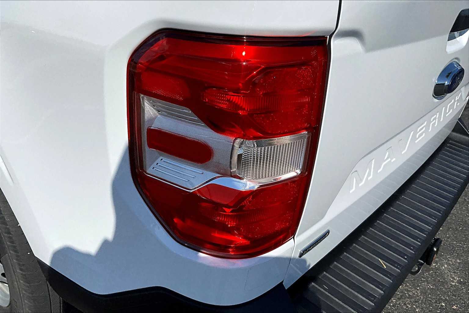 2023 Ford Maverick XL photo 24