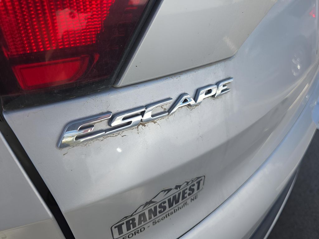 2019 Ford Escape SE photo 12