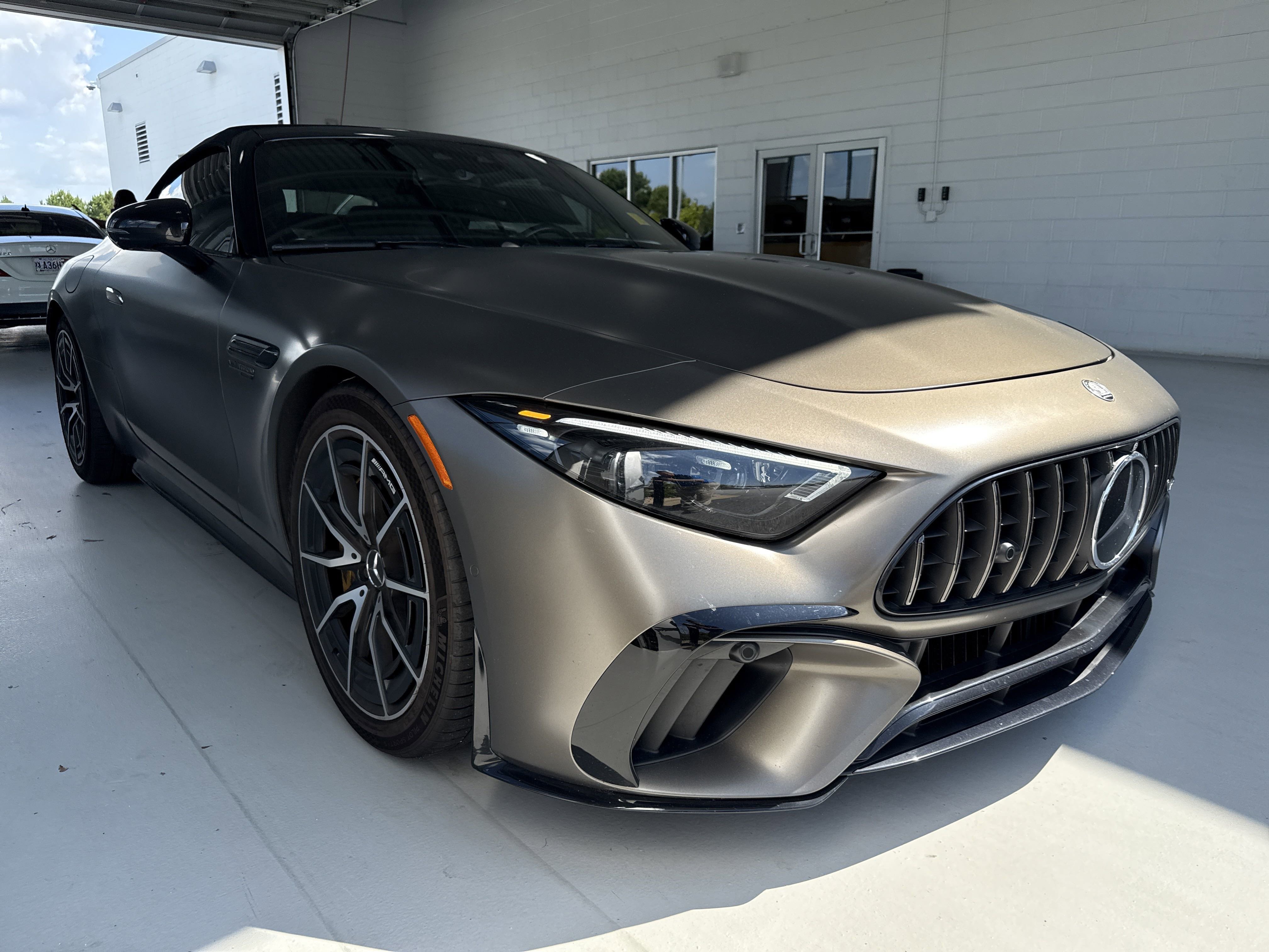 2023 Mercedes Benz SL AMG 63 photo 4