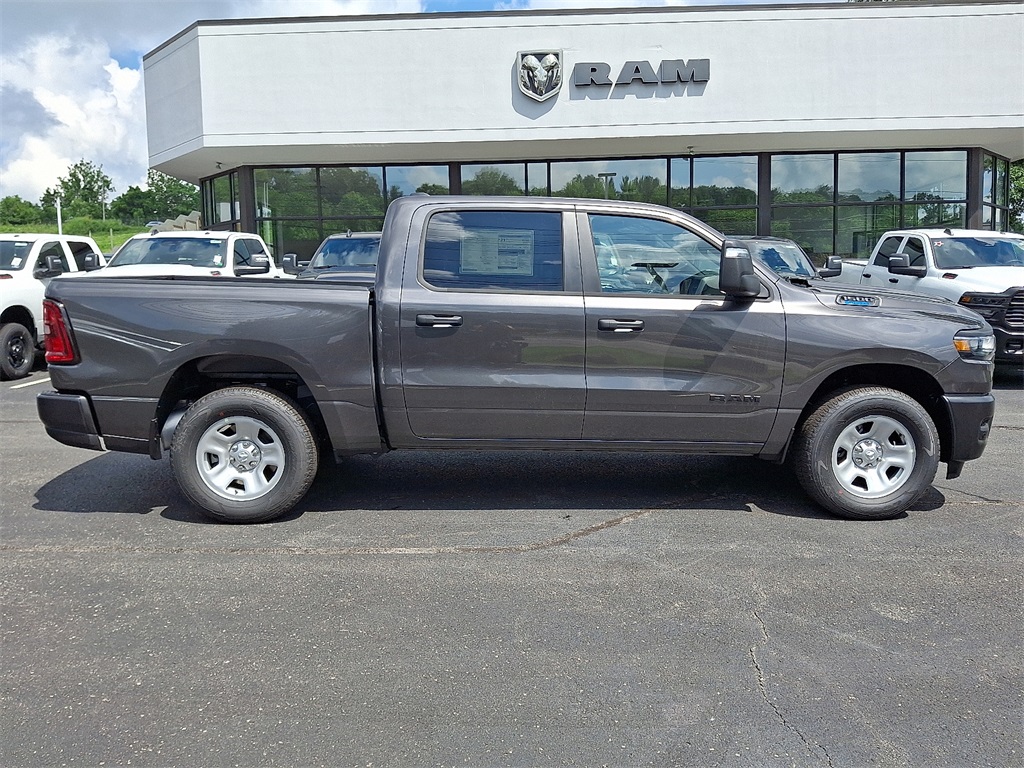 2025 Ram 1500 Tradesman photo 5
