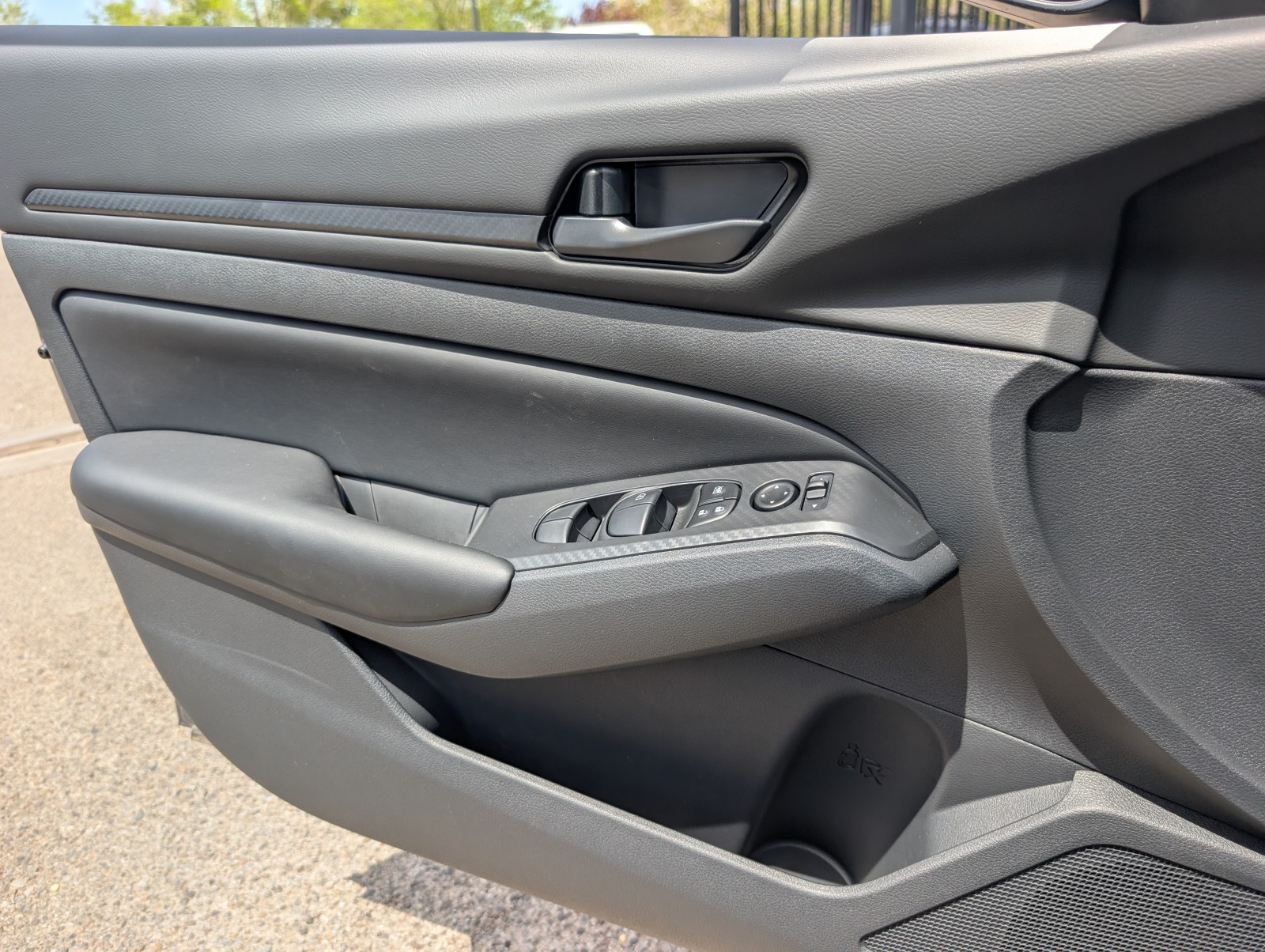 New 2025 GUN METALL Nissan S image 20