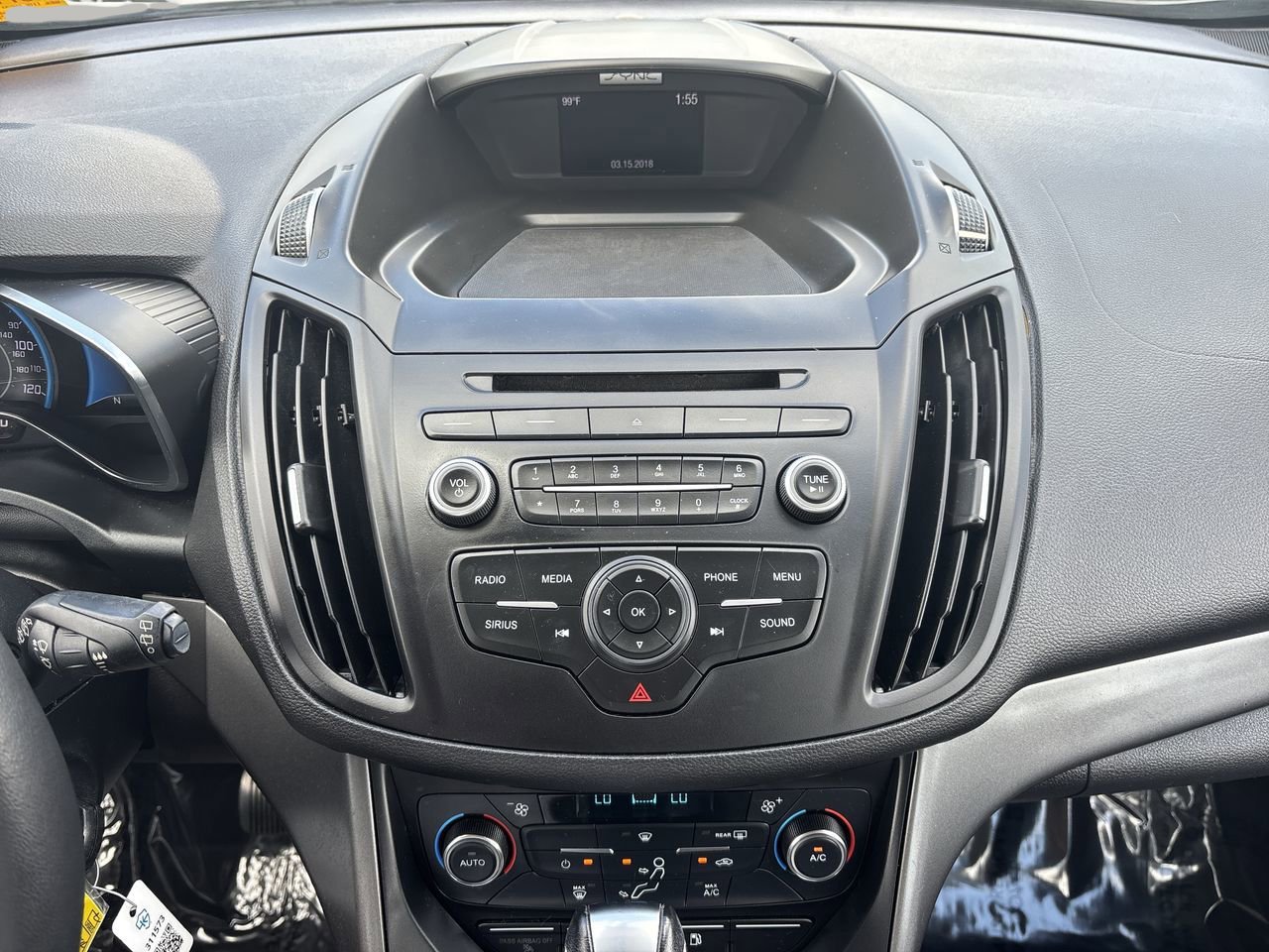 2017 Ford C-Max Hybrid SE photo 19