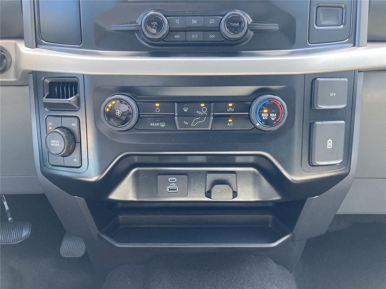 2023 Ford F-150 XLT photo 16