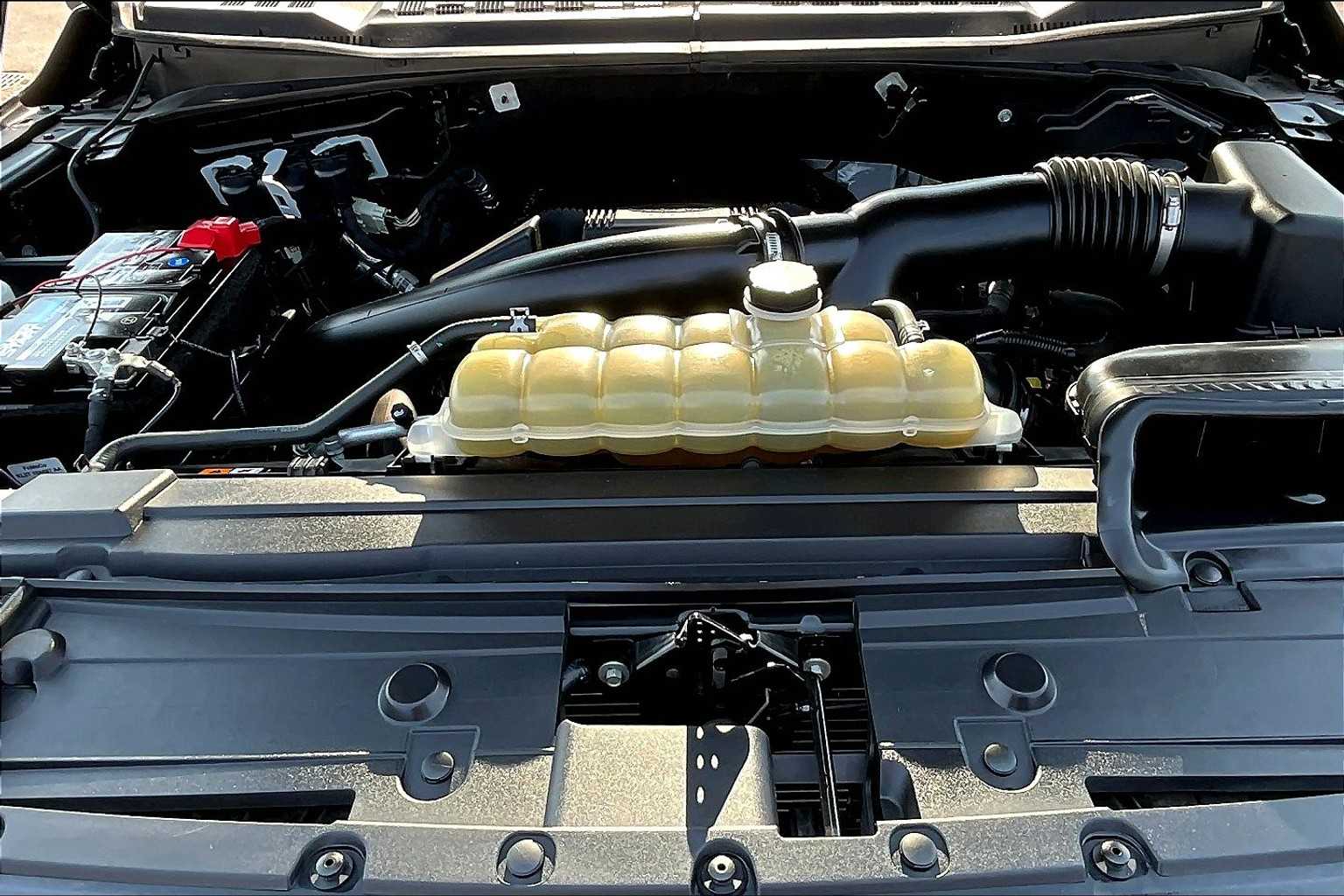 2020 Ford F-150 XLT photo 9