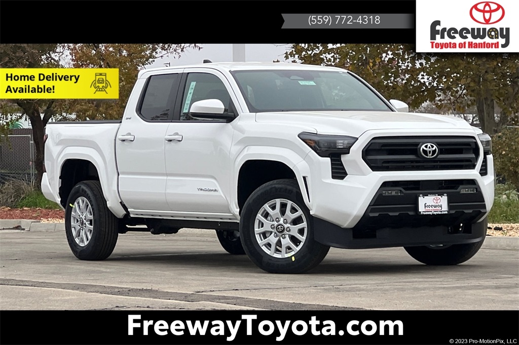 2026 Toyota Tacoma SR5's photo