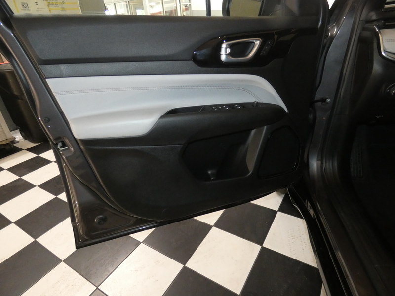 2024 Jeep Compass Limited photo 16