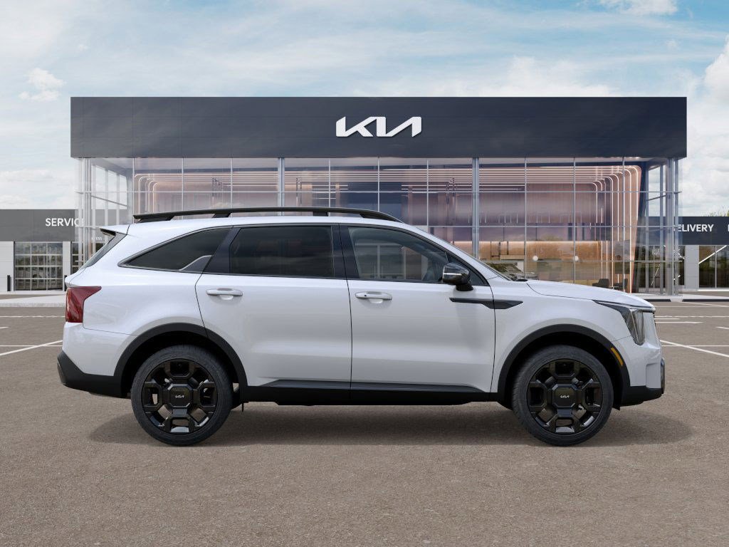2026 Kia Sorento X-Line EX photo 2