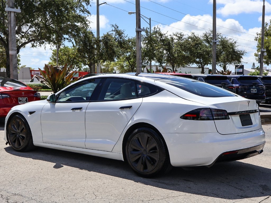 2022 Tesla Model S photo 4