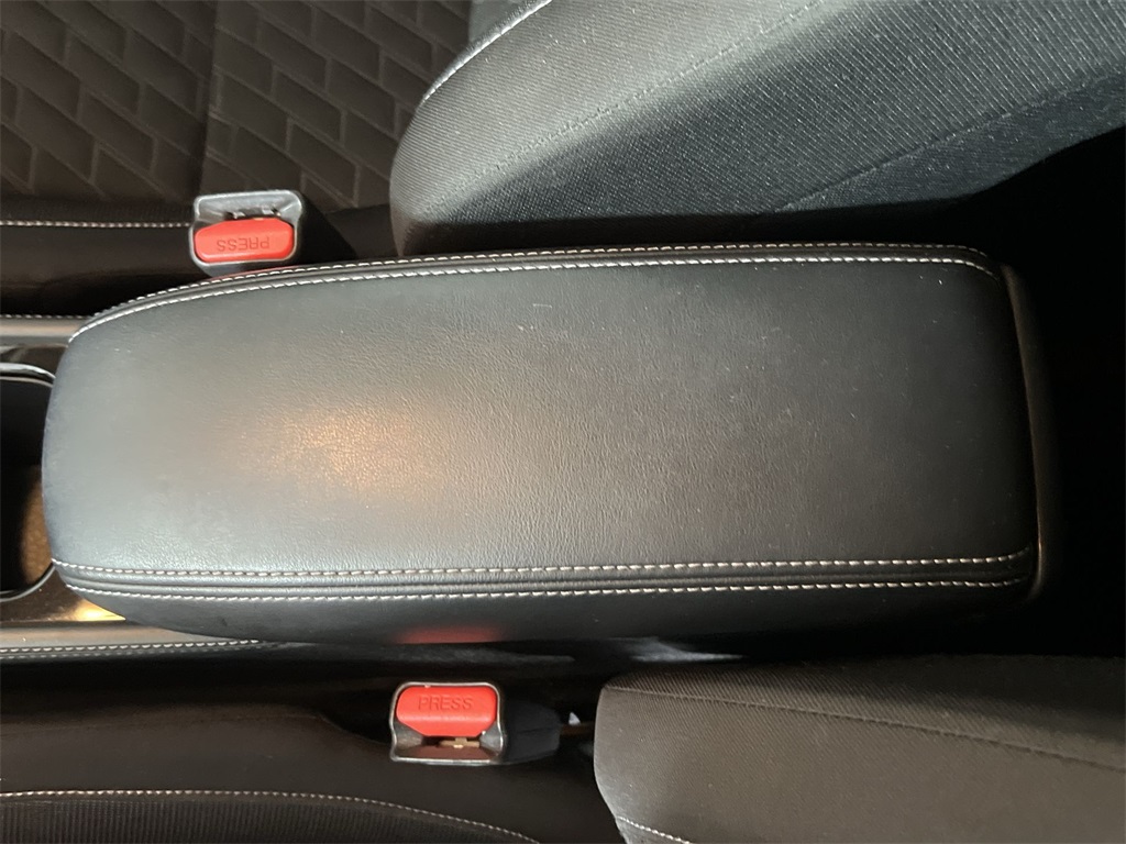 2021 Nissan Kicks SV photo 17