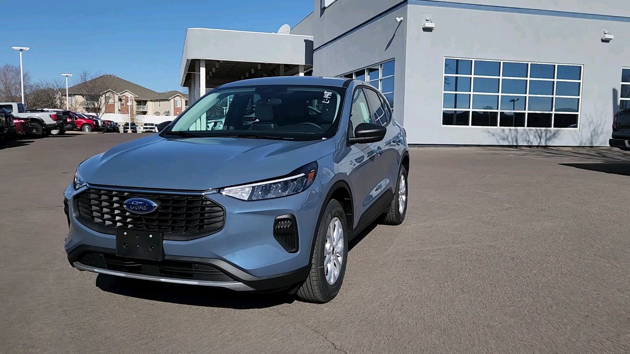 2025 Ford Escape Active photo 2