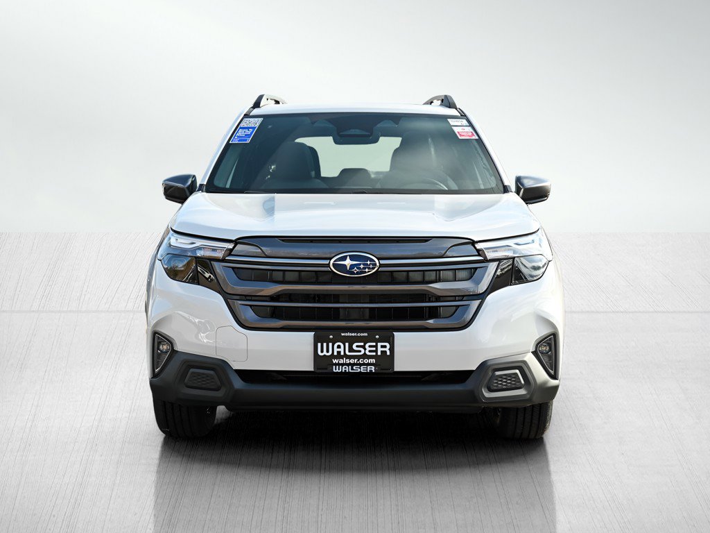 2026 Subaru Forester Premium photo 2