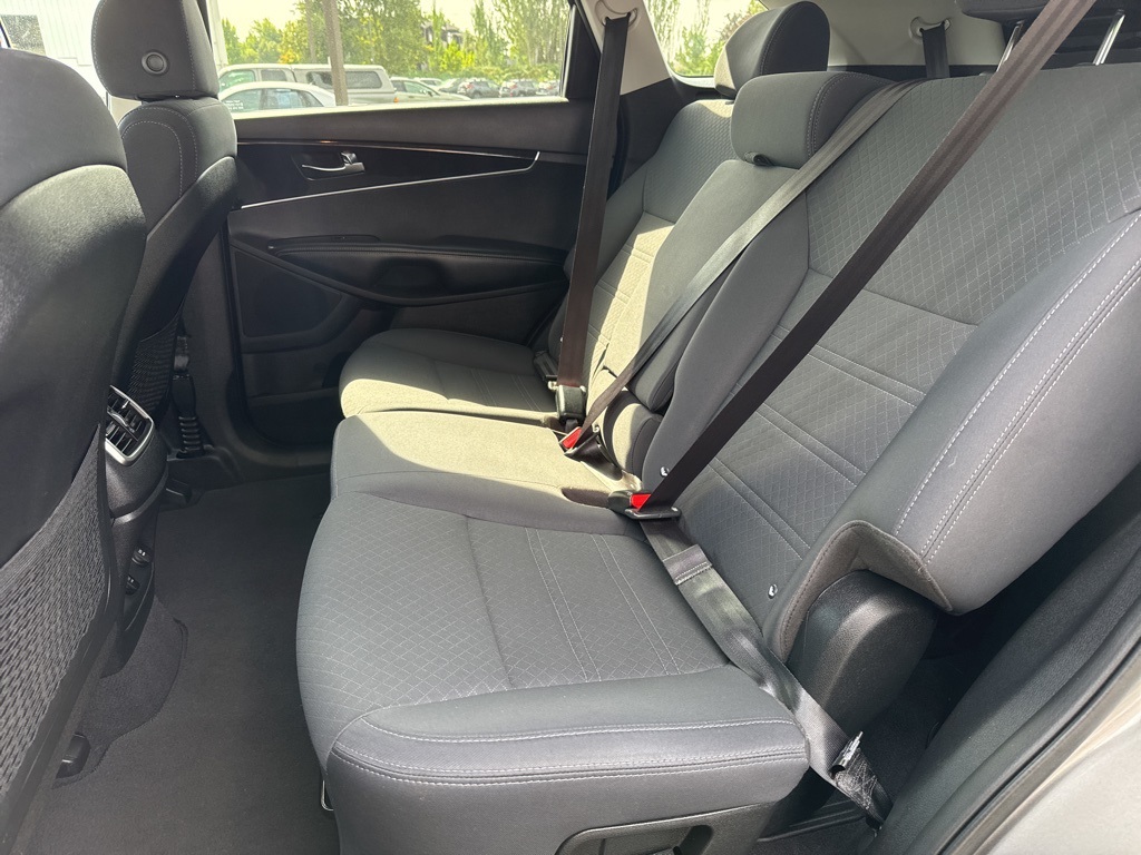 2018 Kia Sorento LX photo 11