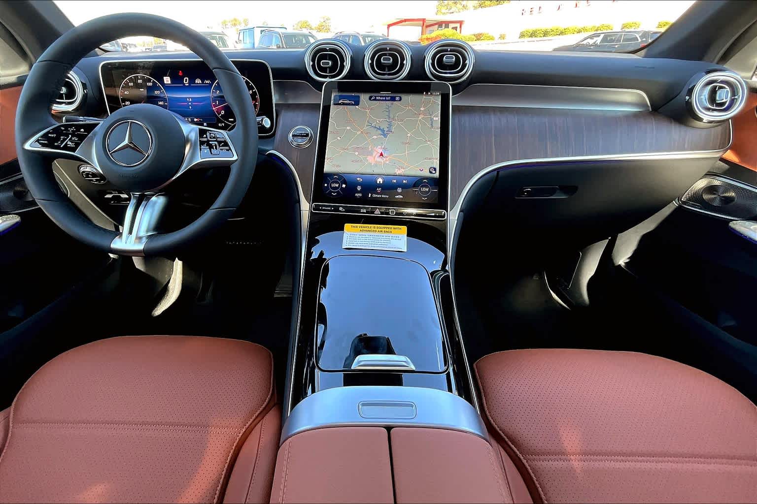 2025 Mercedes Benz GLC 300 photo 5