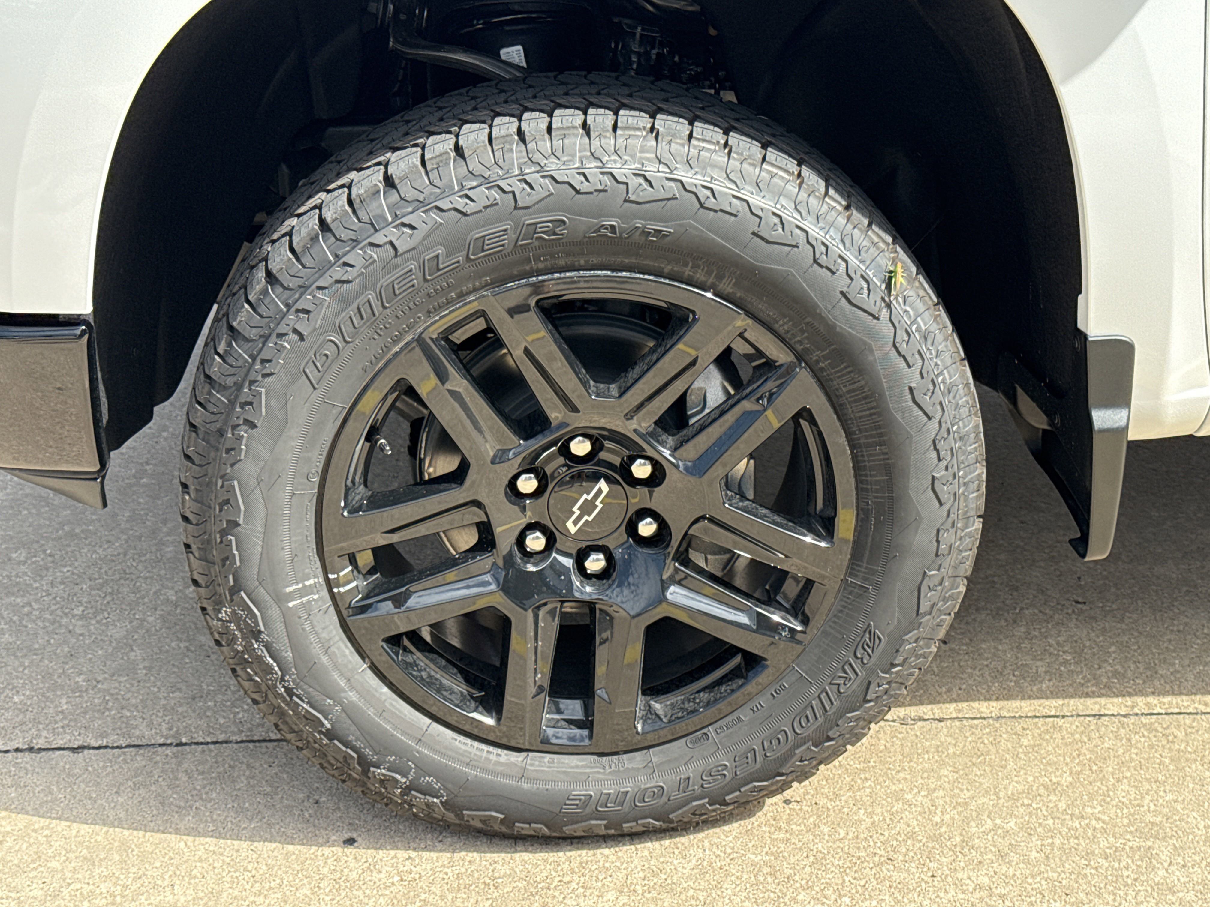 2025 Chevrolet Silverado 1500 Custom Trail Boss photo 11