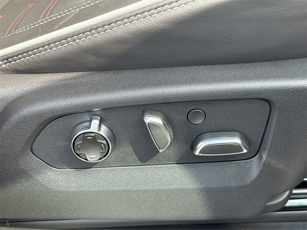 2026 Gmc Sierra 2500 HD AT4X photo 38