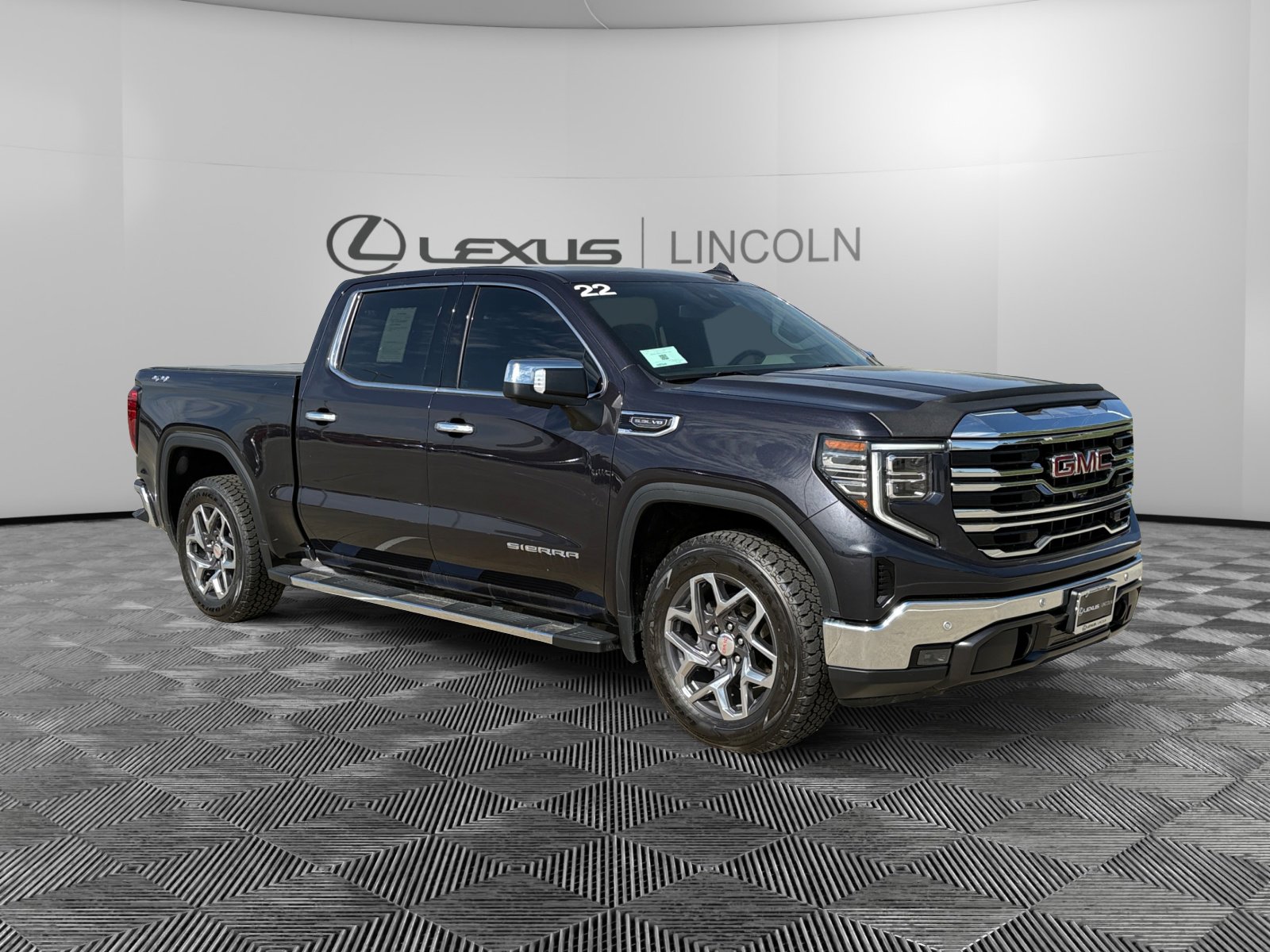 2022 GMC Sierra 1500 SLT's photo