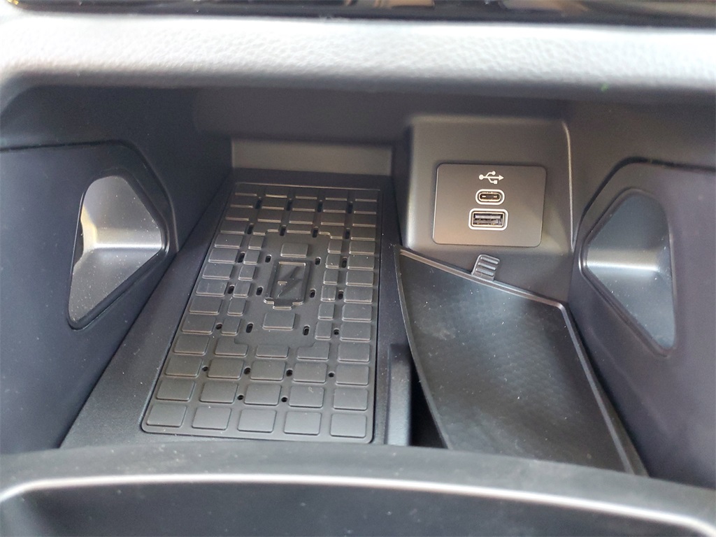2025 Ford Ranger XLT photo 17