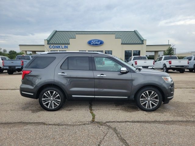 2018 Ford Explorer Platinum photo 18