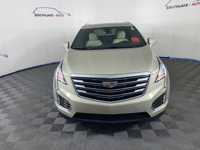 2017 Cadillac XT5 Luxury photo 3