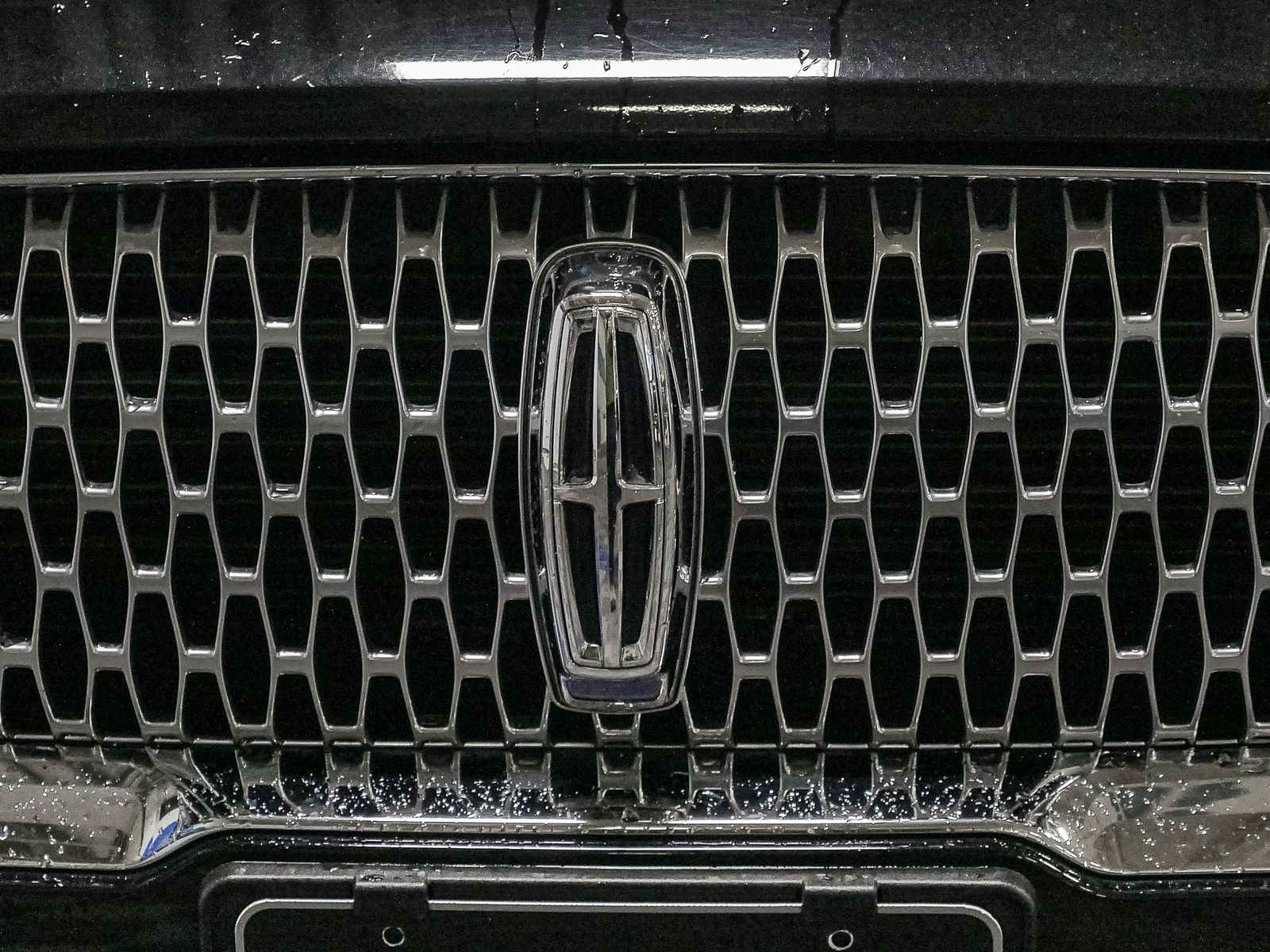 2020 Lincoln Corsair Standard photo 13