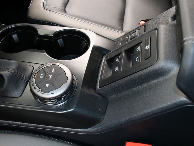 2025 Ford Bronco Outer Banks photo 25